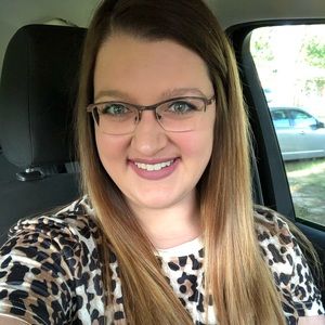 Meet your Posher, Megan